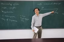 Ngả rẽ từ thần đồng Toán học sang nhà vật lý nổi tiếng thế giới