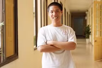 Thủ khoa Toán HUS: Thích đi xe buýt, chạy bộ và học một cách "hồn nhiên"
