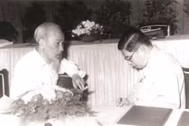 Nhà khoa học đầu tiên được Bác Hồ mời về nước khiến thế giới thán phục