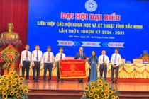 Chủ tịch Phan Xuân Dũng đề nghị nâng cao vị thế đội ngũ trí thức Bắc Ninh