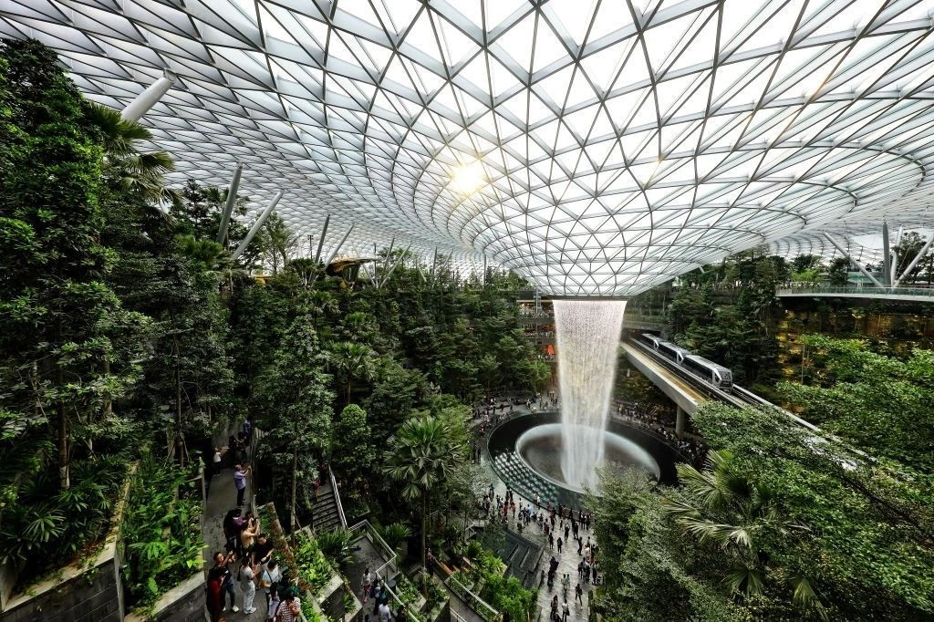 Sân bay Changi tốt nhất thế giới hiện đại cỡ nào?