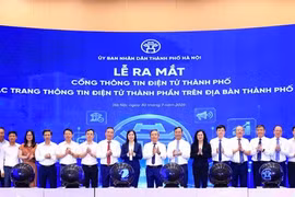 Hà Nội ra mắt cổng thông tin điện tử và hệ thống 140 trang thông tin