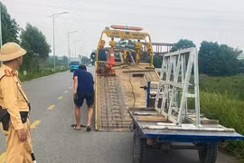 Hà Nội xử lý 25 xe tự chế, ngăn hiểm họa tai nạn từ phương tiện "3 không"
