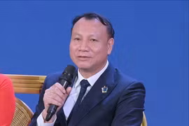 PGS.TS Nguyễn Đức Sơn: "Cần dạy tiếng Anh để giao tiếp, trau dồi kiến thức"