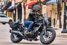 Cận cảnh Honda Rebel 300 2026 hơn 140 triệu đồng, trang bị xịn sò