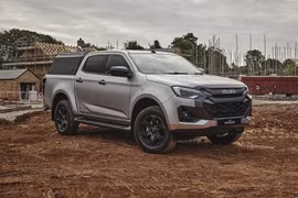 Isuzu D-Max V-Cross Commercial ra mắt - bán tải thực dụng cho dân công trình