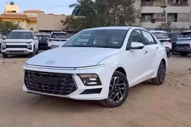Cận cảnh Hyundai Accent 2026 "bằng xương, bằng thịt" từ 313 triệu đồng