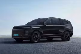 Hyundai IONIQ 9 2027 thêm gói Black Ink, "đấu" Toyota Highlander EV