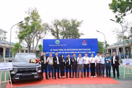Mitsubishi tặng 12 ôtô và nhiều cụm động cơ, hộp số cho 15 trường đại học