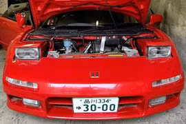 Honda NSX 1991 cũ ngập nước ODO 240.000 km, vẫn rao bán giá cao