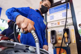 Doanh nghiệp tự quyết giá xăng dầu, mỗi cửa hàng sẽ có một giá