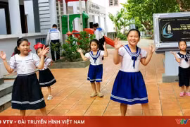 Rộn ràng không khí chuẩn bị cho năm học mới nơi đầu sóng Trường Sa
