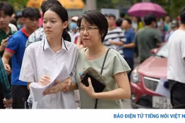 Dự kiến bỏ môn thứ ba, lớp 10 chỉ thi Toán và Ngữ văn