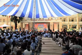 Trường THCS Kim Liên rộn ràng ngày hội Trung thu “Trung thu yêu thương”