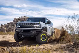 [GALLERY] Ford Bronco 2027 mạnh vượt trội với động cơ 3.0 V6 tăng áp kép
