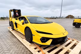 Cường Đô la "gây sốc" tặng Lamborghini Temerario 30 tỷ cho khách mua nhà