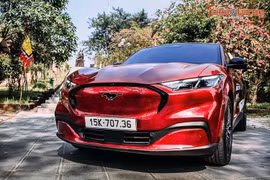 Ford Mustang Mach-E được đại lý ưu đãi mạnh, rẻ hơn 1 tỷ đồng khi ra mắt