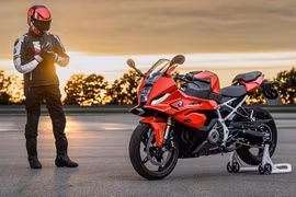 [GALLERY] BMW tung sportbike F 450 RR giá rẻ nhất hiện tại của hãng 