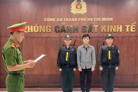 Thu lời bất chính hàng tỷ đồng nhờ bán hàng giả qua Shopee