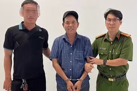 Bắt giữ đối tượng truy nã đặc biệt mang 'vỏ bọc' người buôn bán hải sản