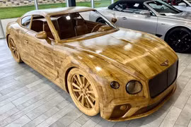 Chi tiết Bentley Continental GT bằng gỗ giá hơn 2,5 tỷ đồng