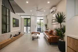 Nhà 3 tầng ngập nắng, ngập gió sau cải tạo 