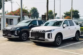 SUV gầm cao tiền tỷ "xả hàng" cuối năm: Hyundai, Ford giảm tới 200 triệu 