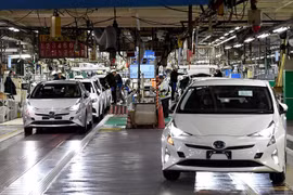 Hơn 55.000 xe Toyota hybrid nguy cơ mất điện đột ngột và cháy nổ