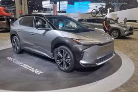 Người mua SUV điện Toyota bZ4X được trợ cấp tới nửa giá xe?