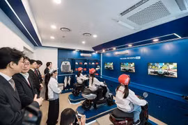 Honda Việt Nam mở trung tâm công nghệ xe máy điện cho trẻ em tại Hà Nội