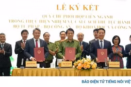 3 bộ ký Quy chế phối hợp liên ngành tăng tốc cải cách thủ tục hành chính