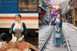 Thả dáng ở phố đường tàu Hà Nội, gái xinh sáng nhất cõi mạng