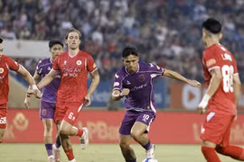 Hy hữu 3 đội cùng điểm, V.League nghẹt thở cuộc đua trụ hạng