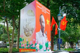[GALLERY] Hà Nội rực rỡ cờ hoa chào mừng Quốc khánh 2/9