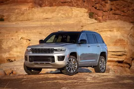Triệu hồi hơn 85.000 xe Jeep Grand Cherokee do lỗi hệ thống treo sau