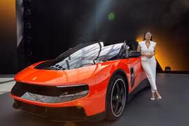 [GALLERY] Ferrari Luce bị "giang cư dân" chê tơi tả, nhưng vẫn cháy hàng