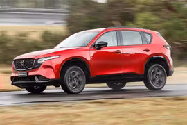 [INFOGRAPHIC] Mazda CX-5 hybrid 2027 sẵn sàng ra mắt, "đấu" Toyota RAV4
