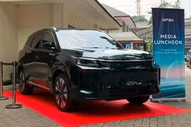 [GALLERY] DFSK E5 Plus - chiếc SUV "ăn xăng" chỉ 1,25l/100km sắp về Việt Nam