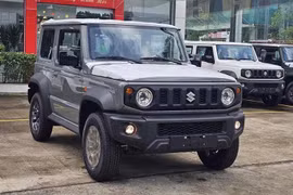 Suzuki Jimny giảm tới 180 triệu mong thoát ế, vẫn đắt ngang Mitsubishi Xforce