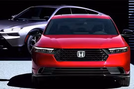  [GALLERY] Honda Accord mới sẽ có màn "đại phẫu", Toyota Camry dè chừng