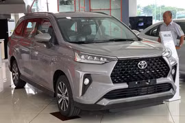 Toyota Veloz Cross giảm giá sâu tại đại lý Việt, cao nhất tới 115 triệu đồng