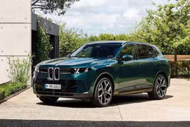 Lý do nào khiến BMW loại bỏ cửa cốp đôi trên X5 thế hệ mới?