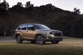 [GALLERY] Subaru Forester hybrid tiết kiệm xăng sắp về Việt Nam, giá 1,5 tỷ?