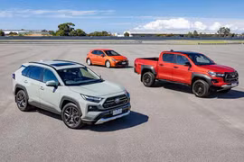 Toyota bán chạy nhất toàn cầu với 11,32 triệu xe trong năm 2025