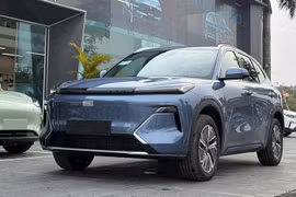 Cận cảnh Geely EX5 PHEV đầu tiên về Việt Nam, khoảng 950 triệu đồng