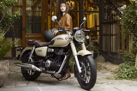 Honda GB350C 2026 ra mắt Thái Lan, giá bán 129,5 triệu đồng