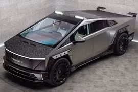 Bán tải điện Tesla Cybertruck "lột xác" với gói độ Mansory
