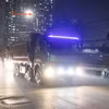 [GALLERY] Ô tô lắp đèn LED siêu sáng gây chói mắt người đi đường ở Hà Nội