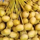 Chà là tươi nguyên cành giá “sập sàn” 69.000 đồng/kg