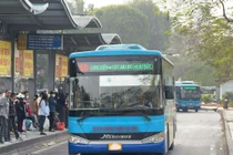 Phương tiện công cộng đã đủ sức “kéo” người dân rời xe cá nhân?